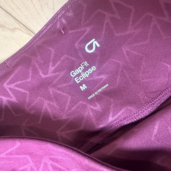 Set of TWO GAP FIT Eclipse Leggings Pants Size Medium Maroon Stars Back - Picture 5 of 10